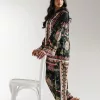 "Women's black co-ord set with vibrant artistic print – short straight-fit shirt with ban neck and culotte trousers in cotton viscose fabric"